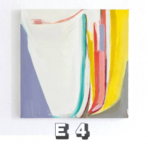 E4